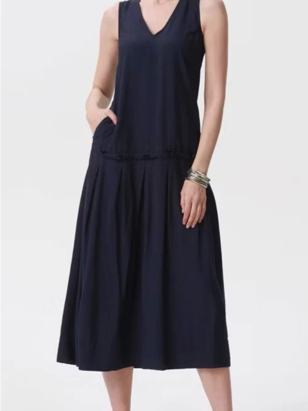 a new day Sleeveless V-Neck Dark Blue Midi Dress Womens L NWT